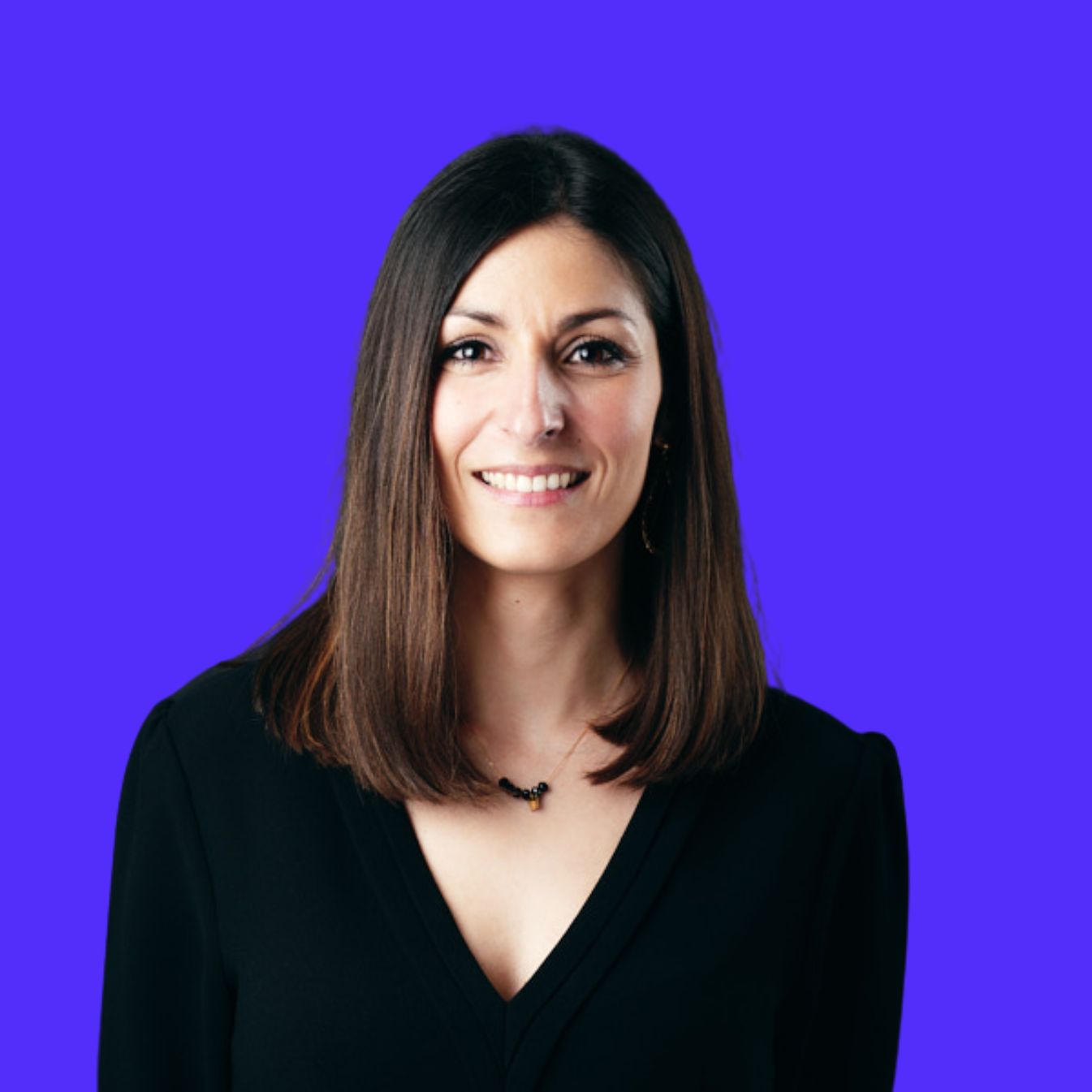 Portrait de Cécilia Figueira, Responsable du département social au sein du Groupe Novances